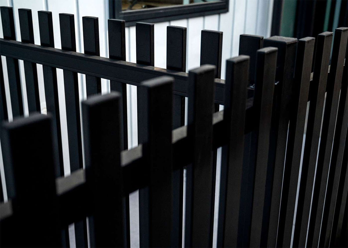 Orsen Picket Fencing 1000 Series