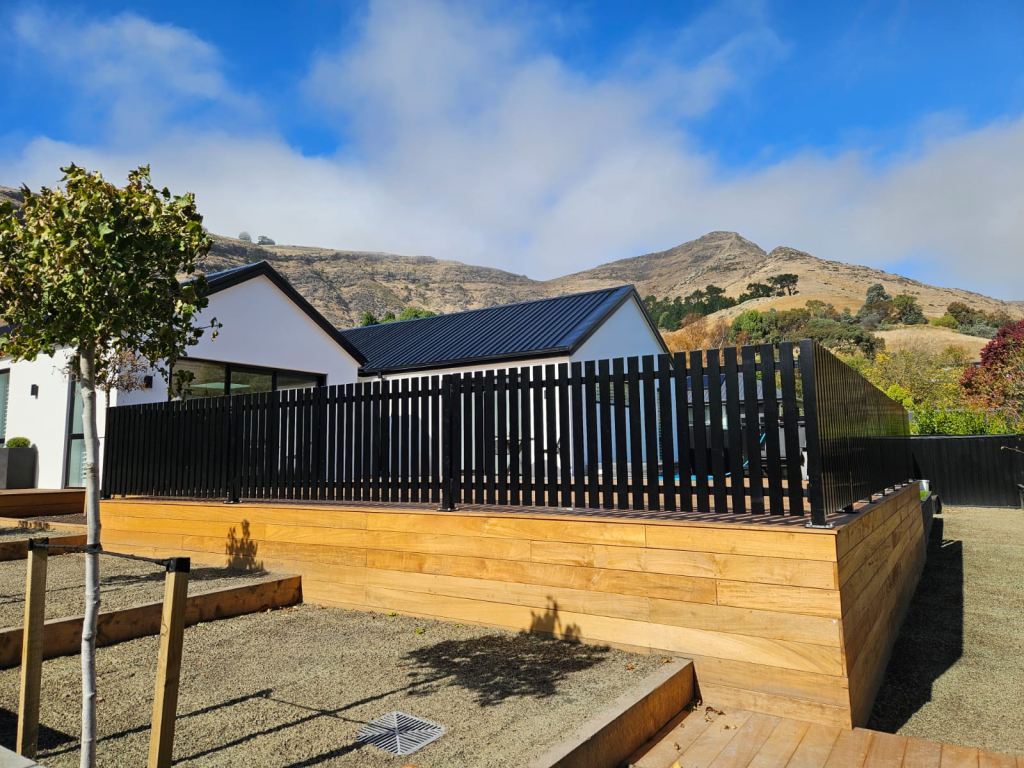 Orsen Picket Fencing 2000 Series